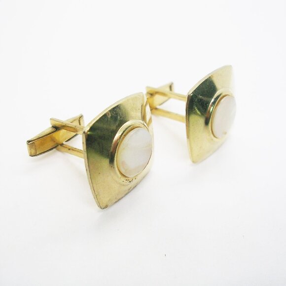 Vintage Cuff Links Mother of Pearl 18 Karat gold plate Suit Accessory - Picture 2 of 3